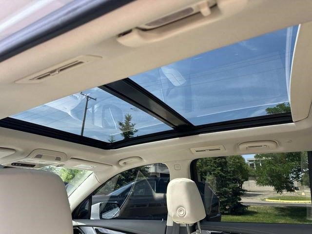 Certified 2023 Cadillac XT6 Premium Luxury AWD/4WD image 15