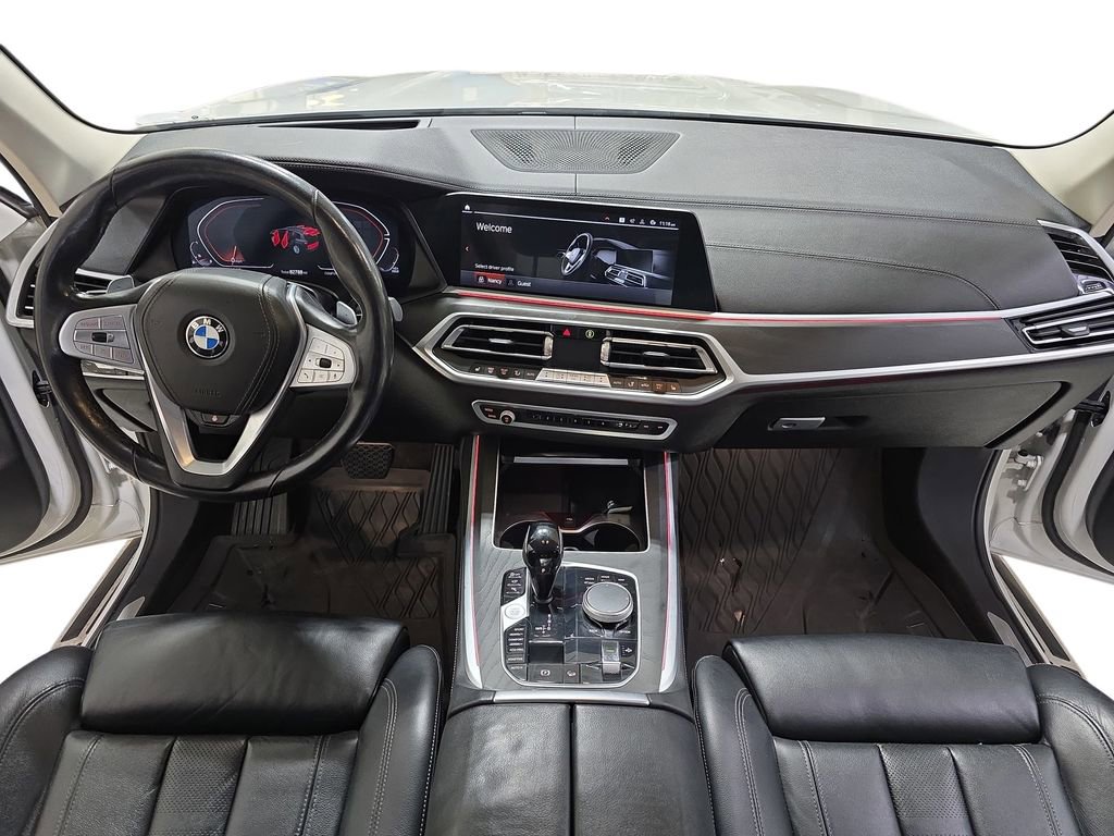 Used 2022 BMW X7 xDrive40i w/ Premium Package image 12