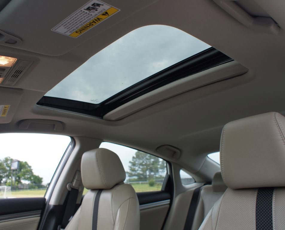Used 2020 Honda Civic EX-L image 6