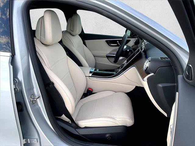 Used 2025 Mercedes-Benz C 300 Sedan image 9