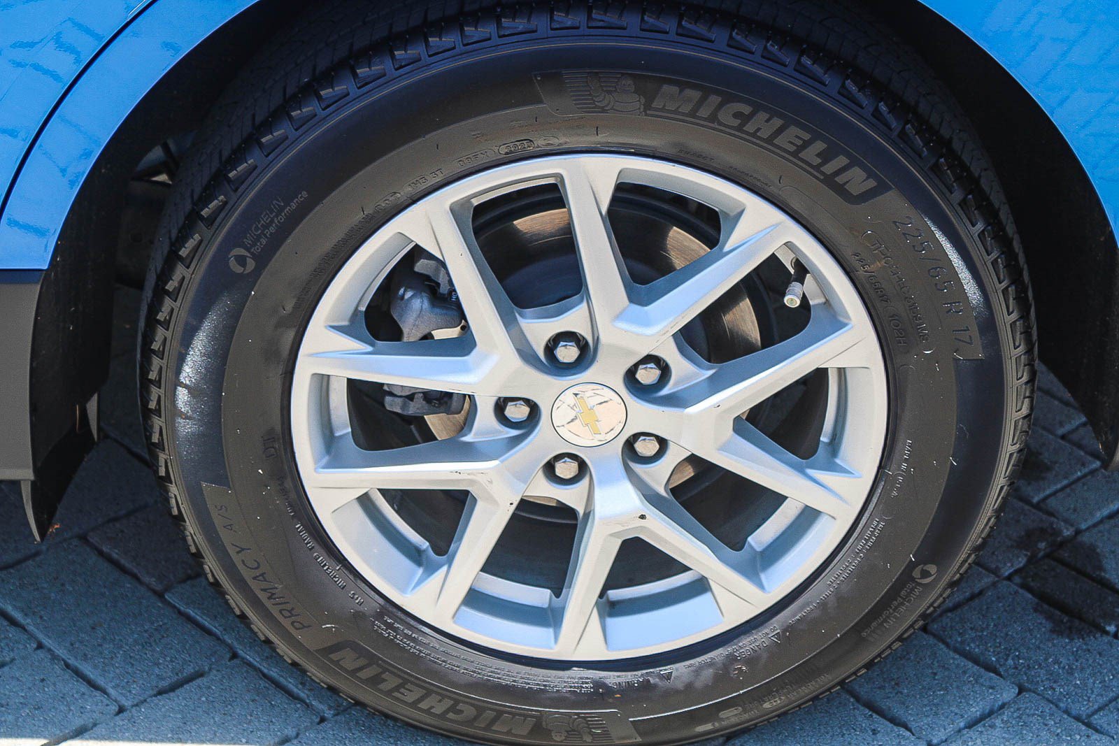 Used 2024 Chevrolet Equinox LS w/ LS Convenience Package FWD image 13
