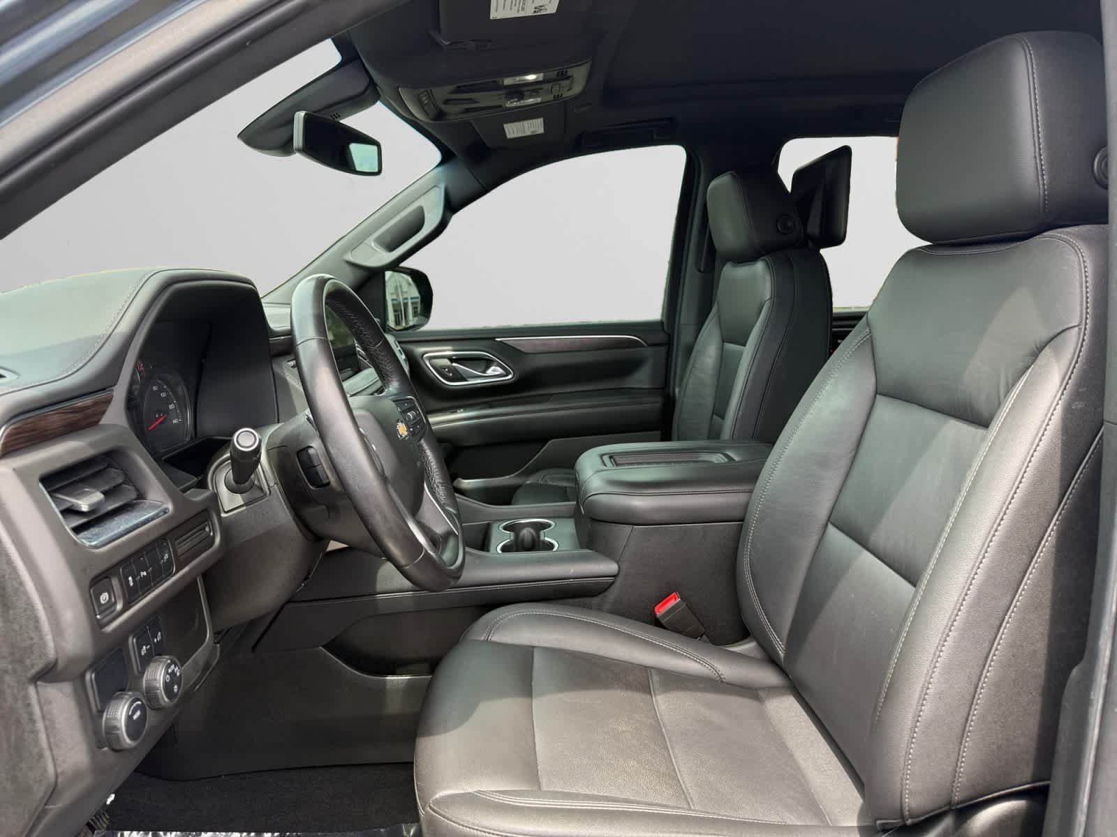 Used 2021 Chevrolet Tahoe LT w/ Rear Media and Nav Package RWD image 9