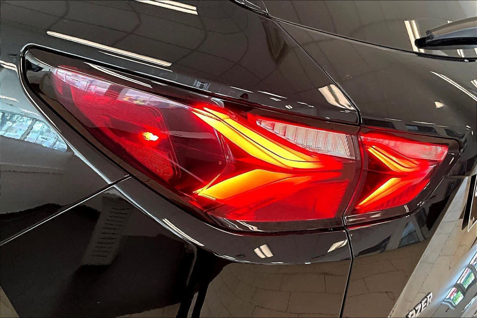 Used 2020 Chevrolet Blazer LT FWD image 26