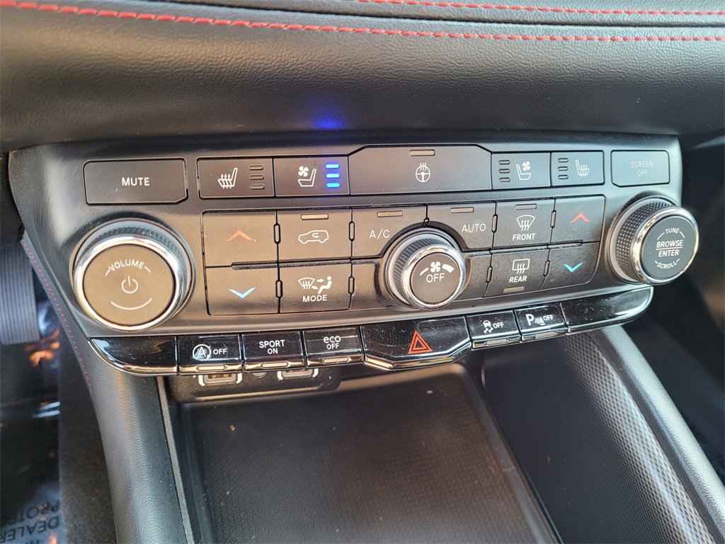 Used 2024 Dodge Durango GT image 21