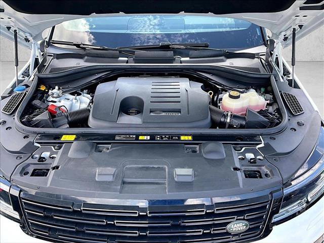 Used 2025 Land Rover Range Rover Sport Dynamic SE AWD/4WD image 11