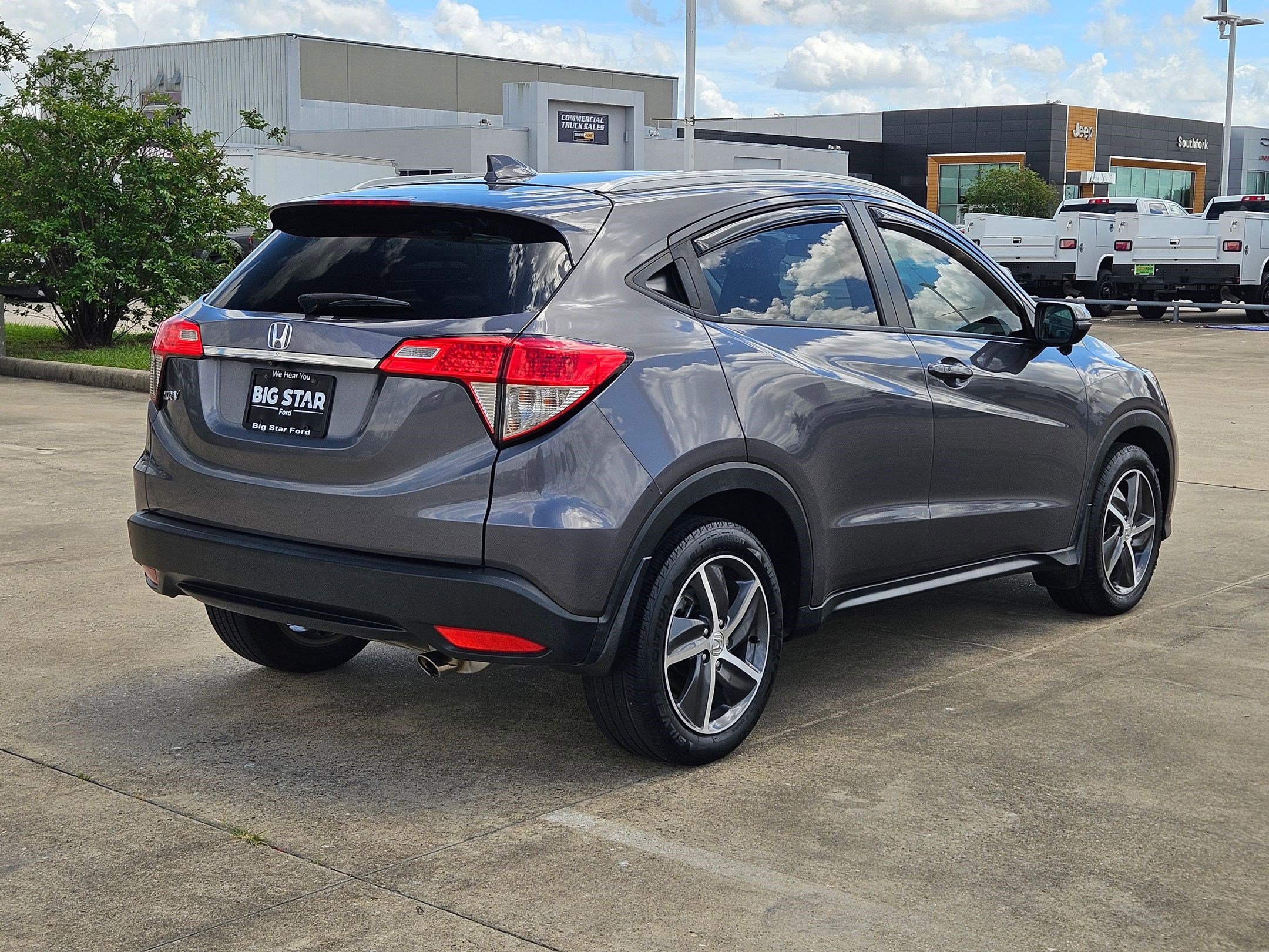 Used 2021 Honda HR-V EX image 3