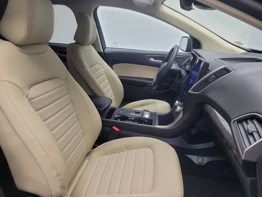 Used 2024 Ford Edge SE image 21