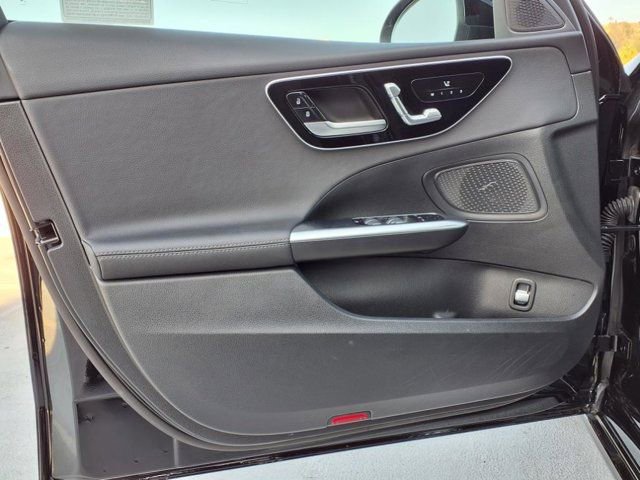 Certified 2025 Mercedes-Benz C 300 4MATIC Sedan image 12
