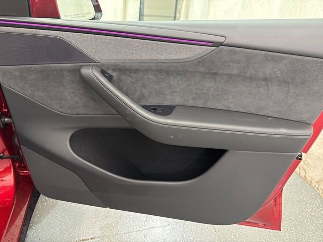 Used 2026 Tesla Model Y 2WD image 15