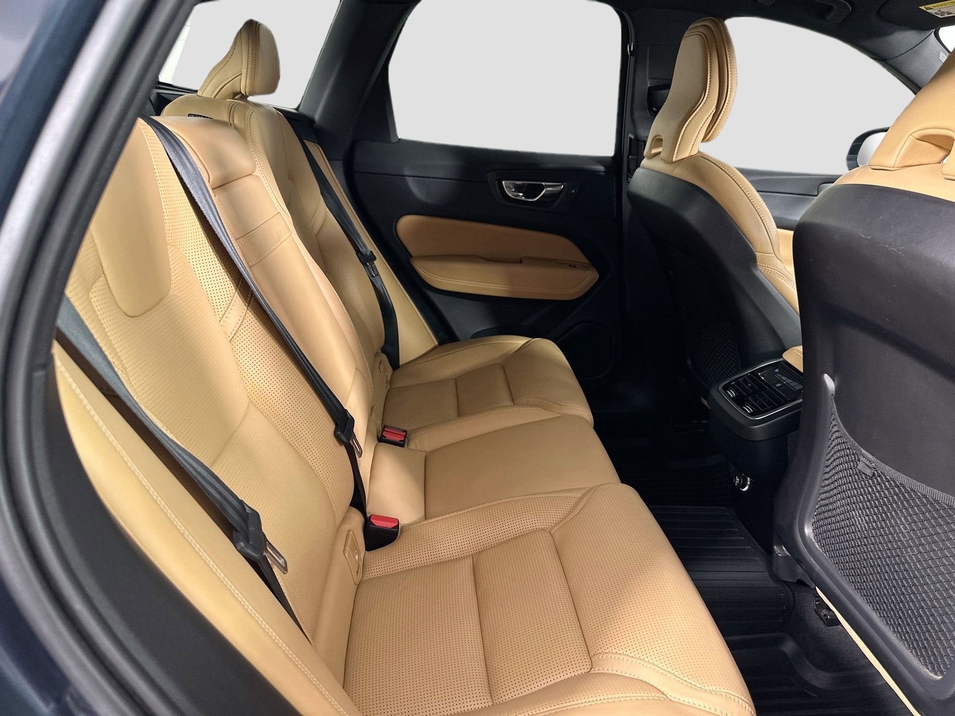 Used 2020 Volvo XC60 T5 Inscription image 29