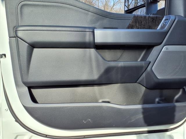 New 2025 Ford F350 Lariat w/ Lariat Ultimate Package image 9