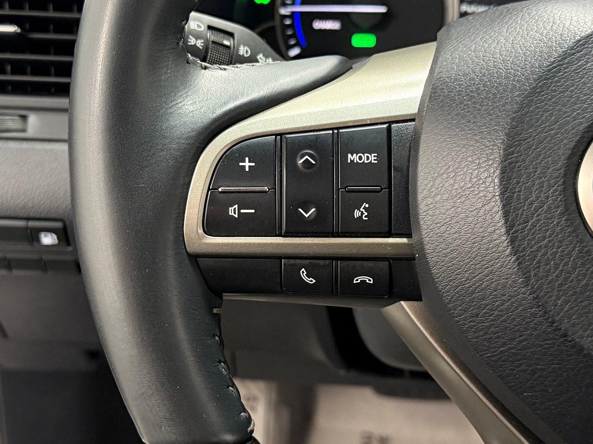 Used 2017 Lexus RX 450h AWD w/ Cold Weather Package image 17