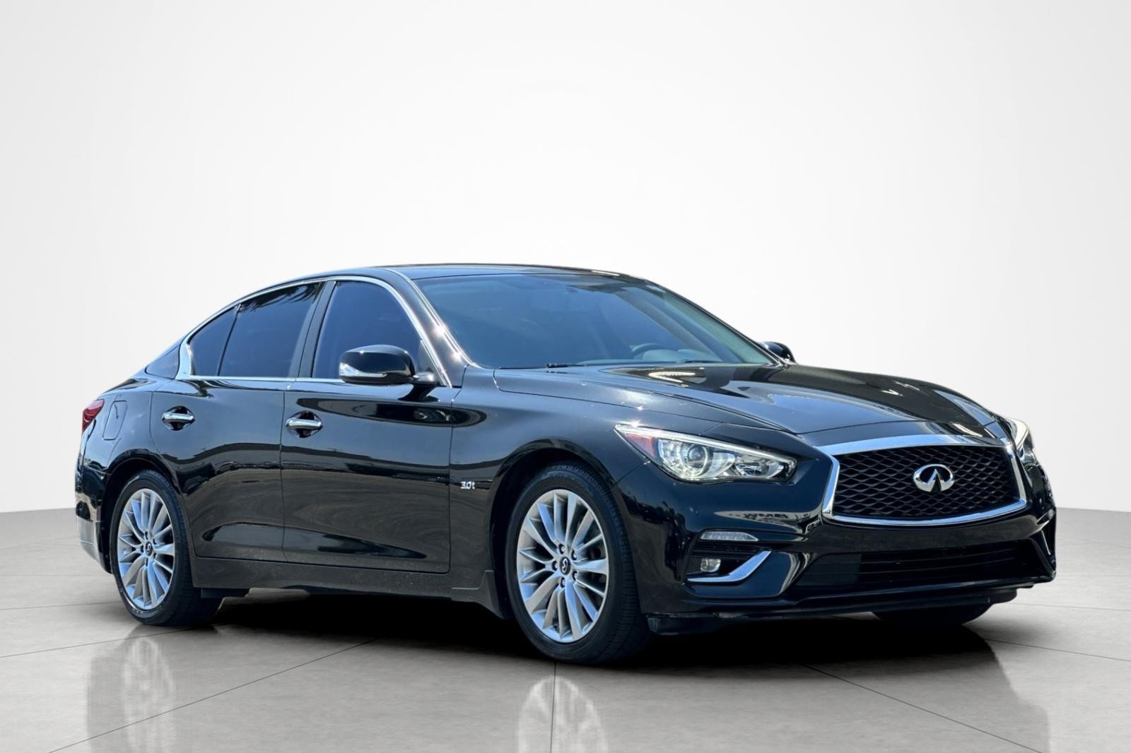 Used 2019 INFINITI Q50 Luxe RWD image 7