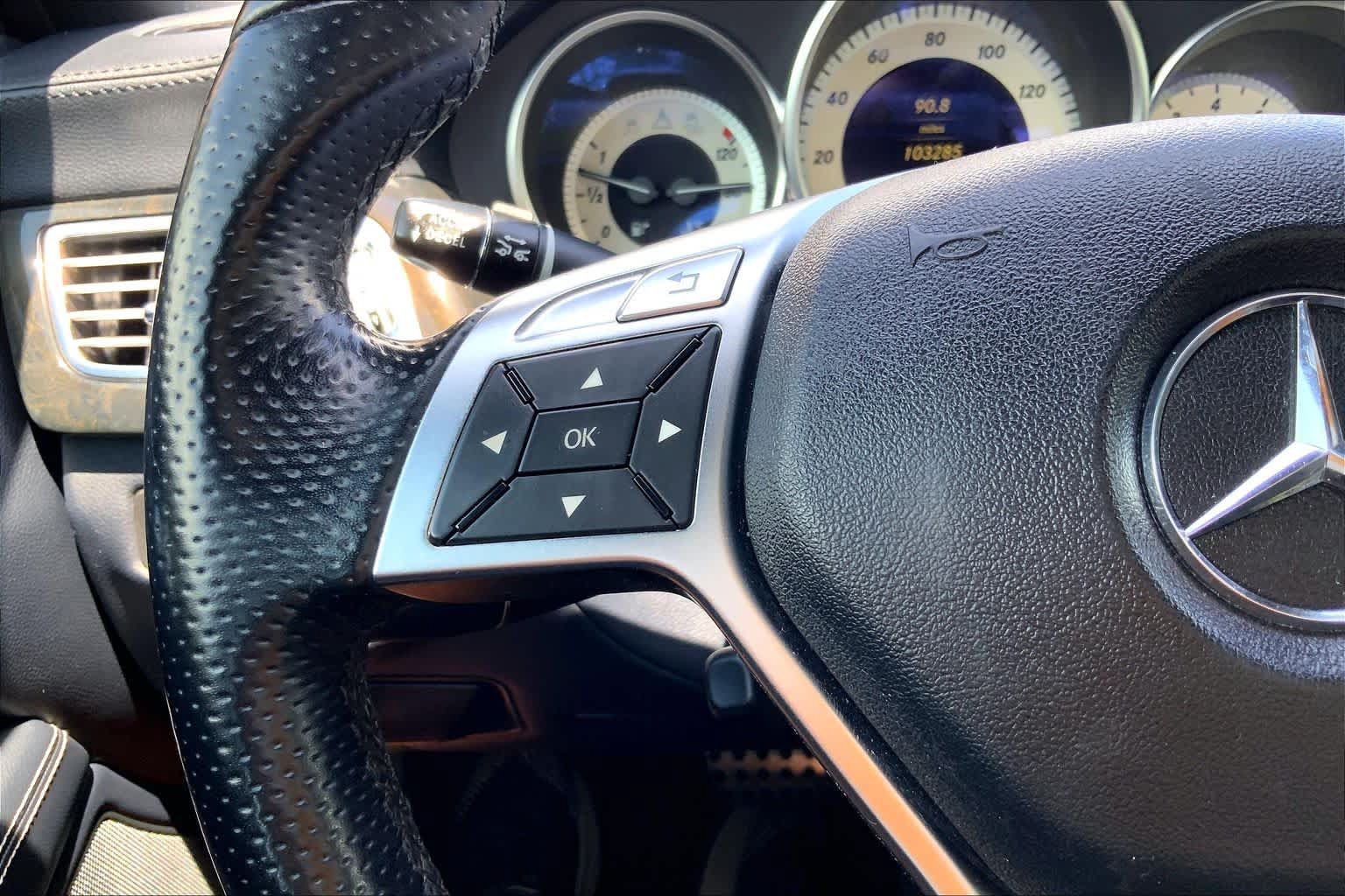 Used 2012 Mercedes-Benz CLS 550 image 24