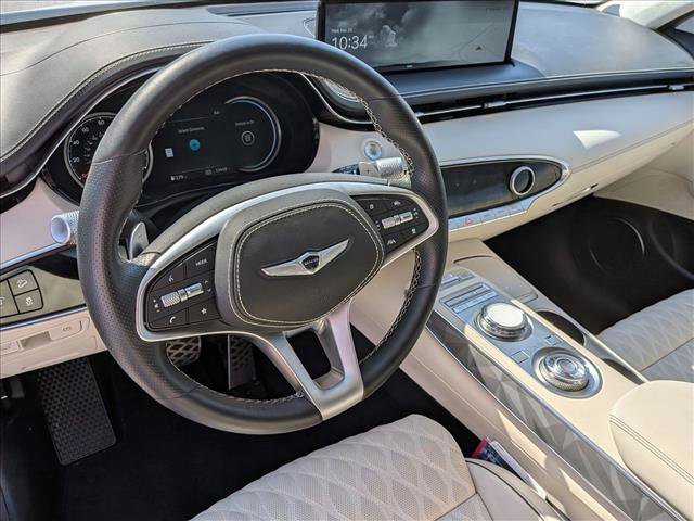 Used 2025 Genesis GV70 3.5T Sport w/ Sport Advanced Package image 9
