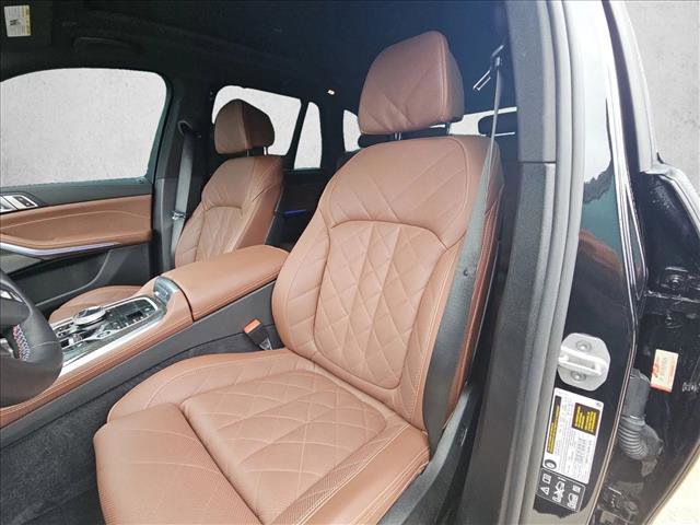 Used 2025 BMW X5 M60i AWD/4WD image 16