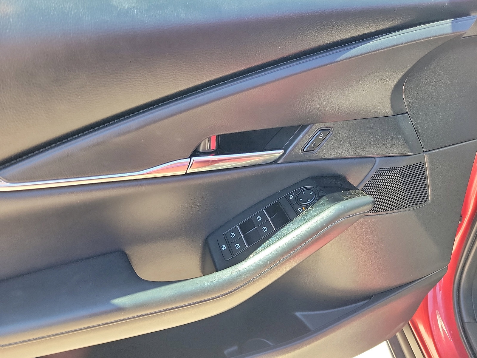 Used 2025 MAZDA CX-30 AWD 2.5 S w/ Preferred Package image 14