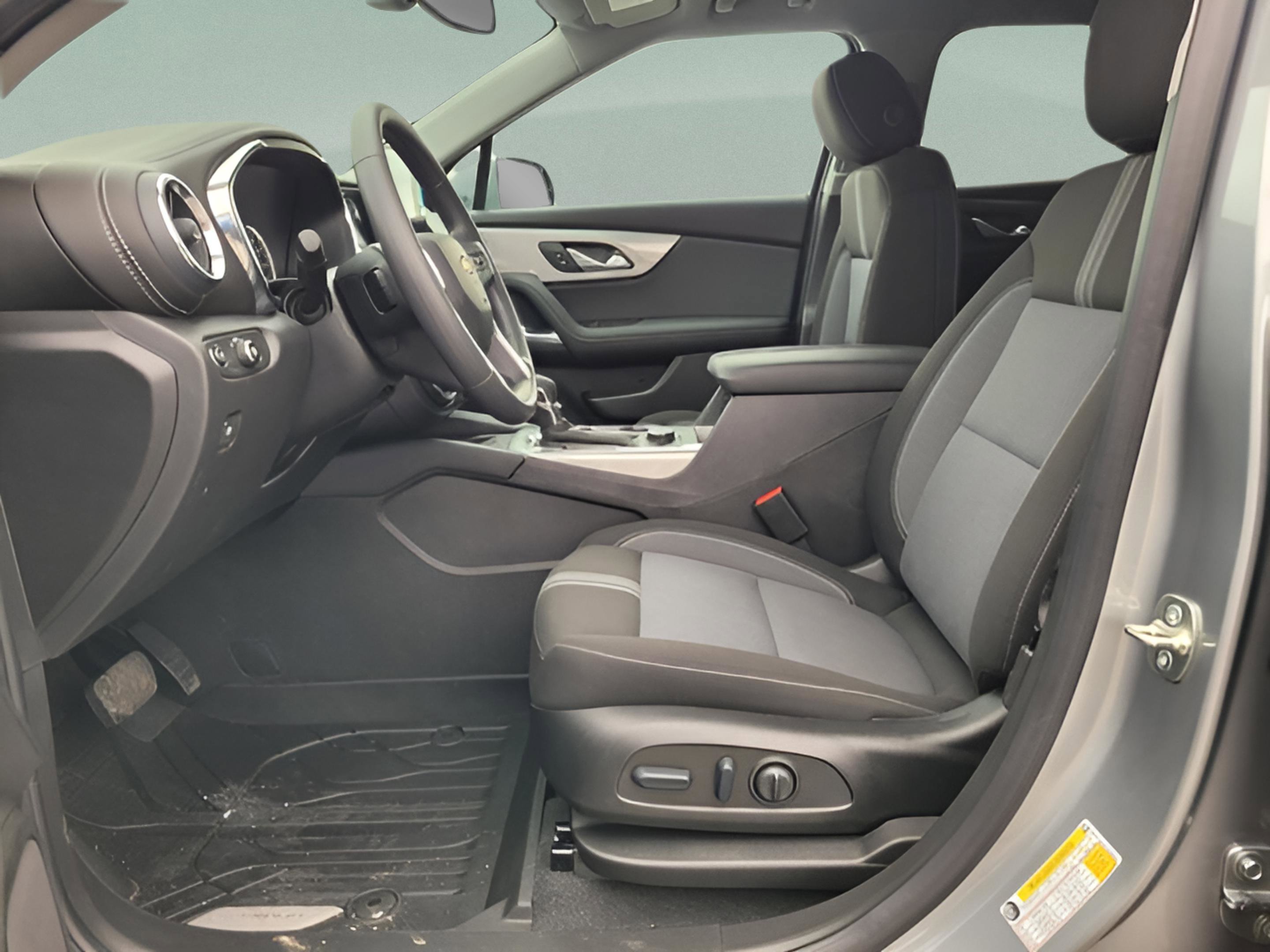 New 2026 Chevrolet Blazer LT w/ Convenience Package image 17