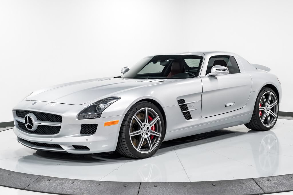 Used 2011 Mercedes-Benz SLS AMG Coupe image 7
