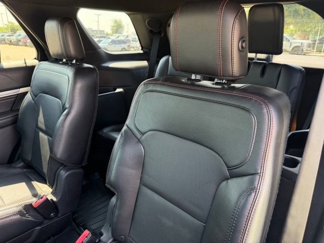 Used 2016 Ford Explorer Sport w/ Equipment Group 401A AWD/4WD image 22