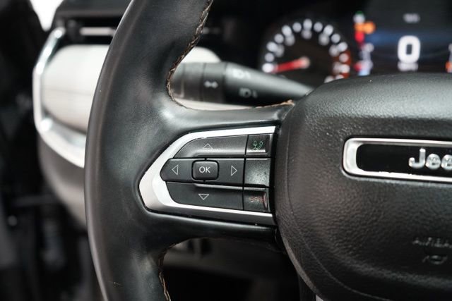 Used 2022 Jeep Compass Limited w/ Sun and Sound Group image 23