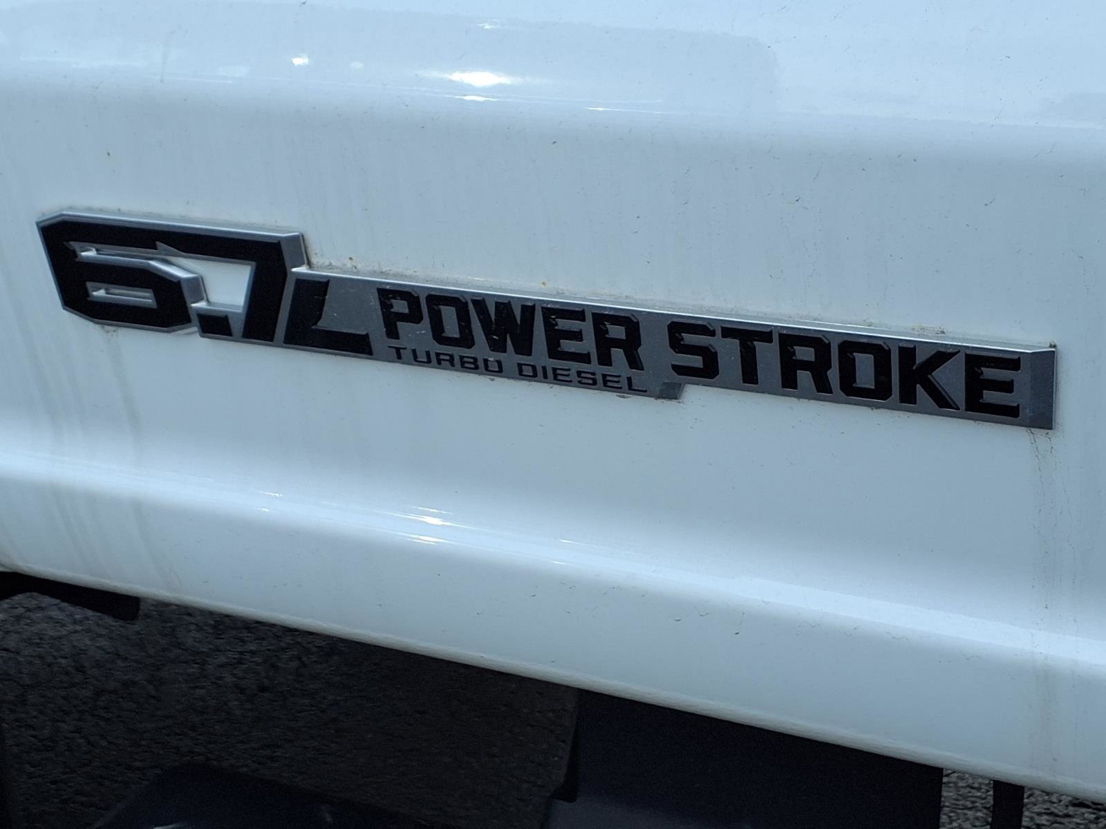 Used 2023 Ford F550 4x4 Regular Cab Super Duty image 17