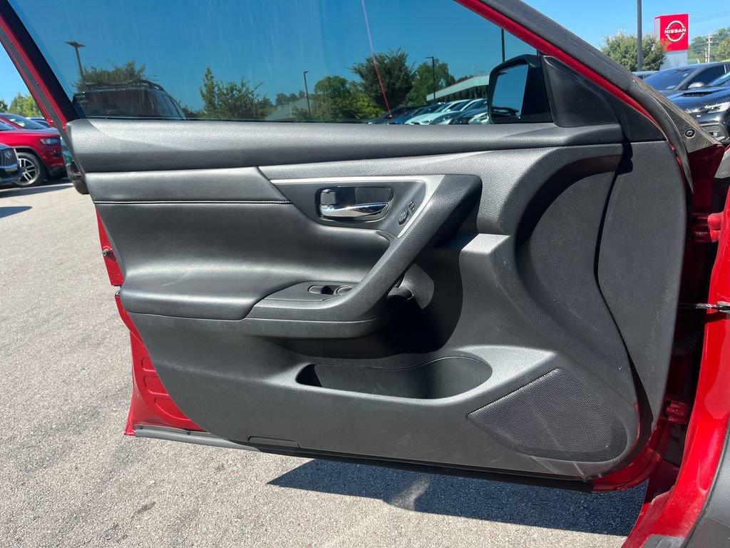 Used 2018 Nissan Altima 2.5 SR w/ SR Special Edition FWD image 11