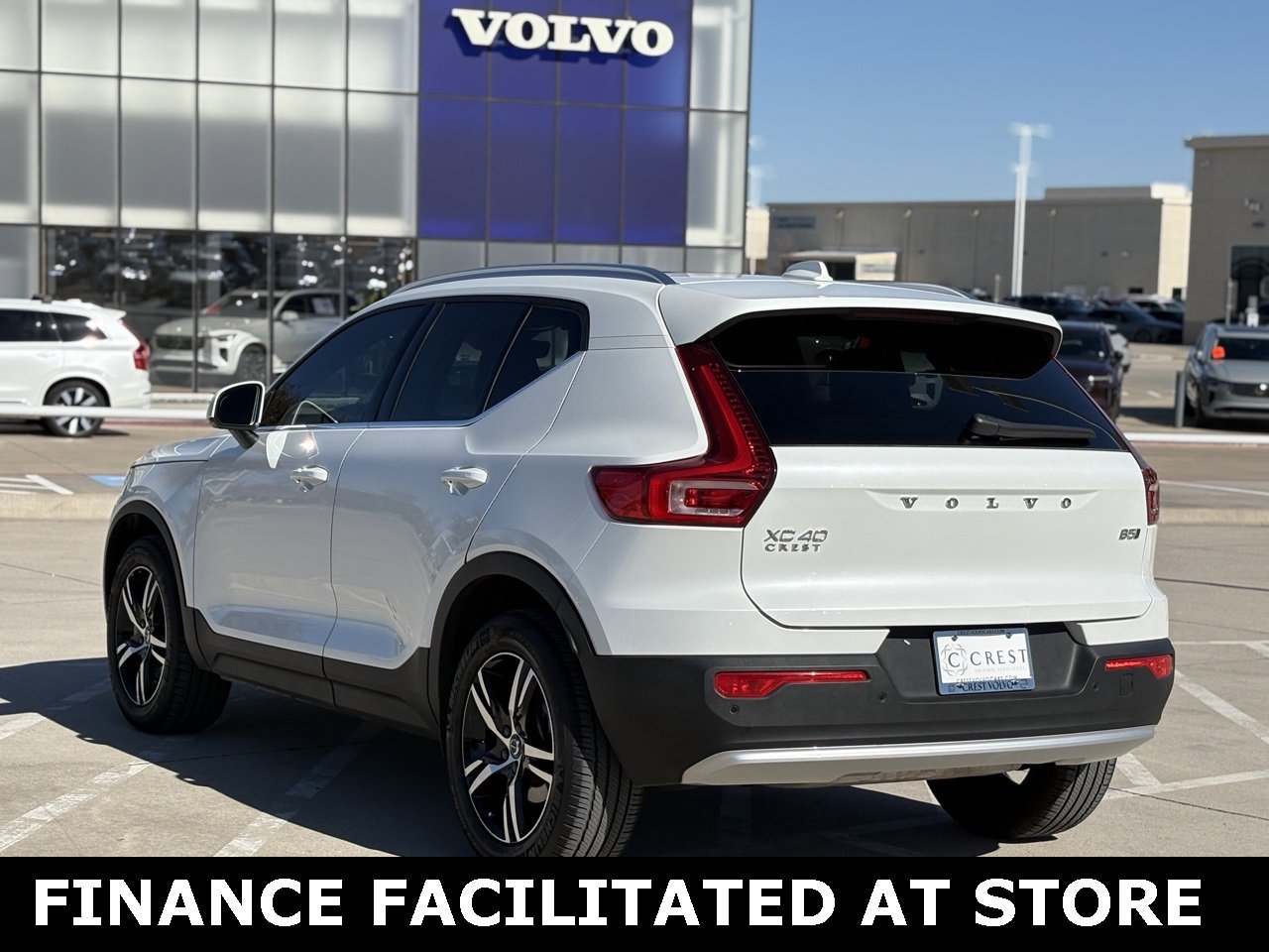 Certified 2025 Volvo XC40 B5 Core image 5