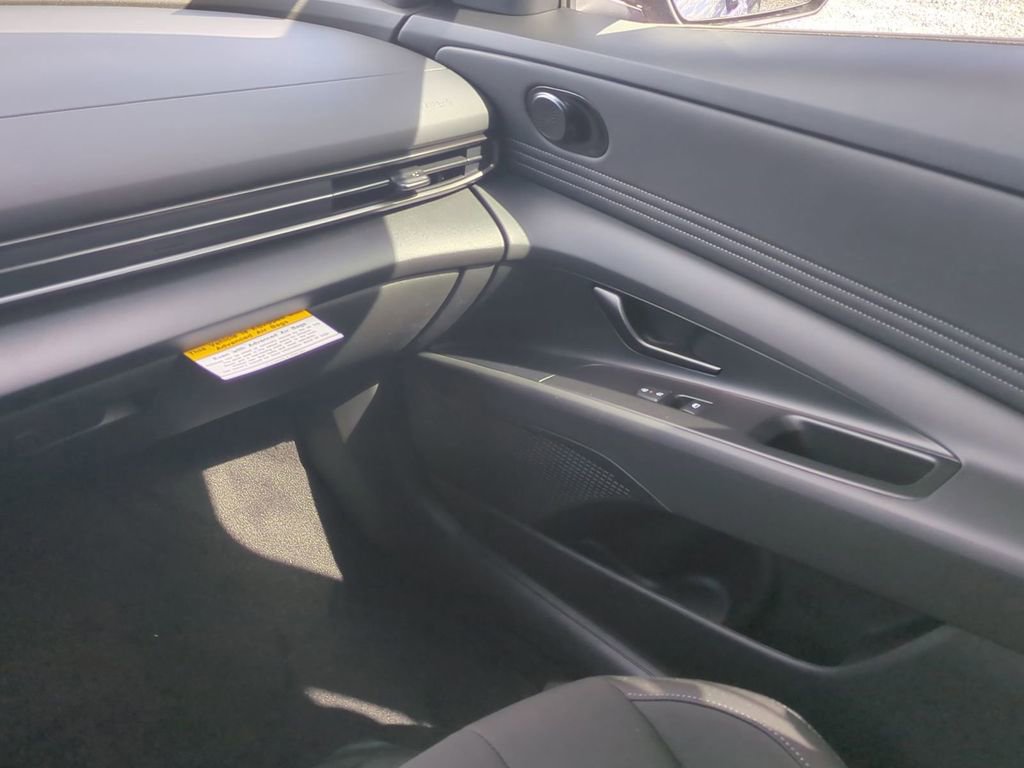 New 2026 Hyundai Elantra SEL Sport image 19
