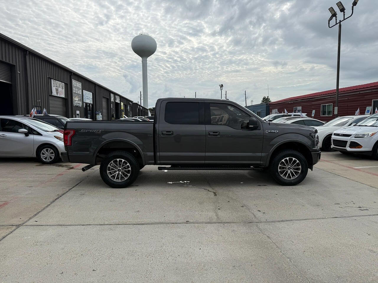 Used 2018 Ford F150 XLT w/ Equipment Group 302A Luxury image 17