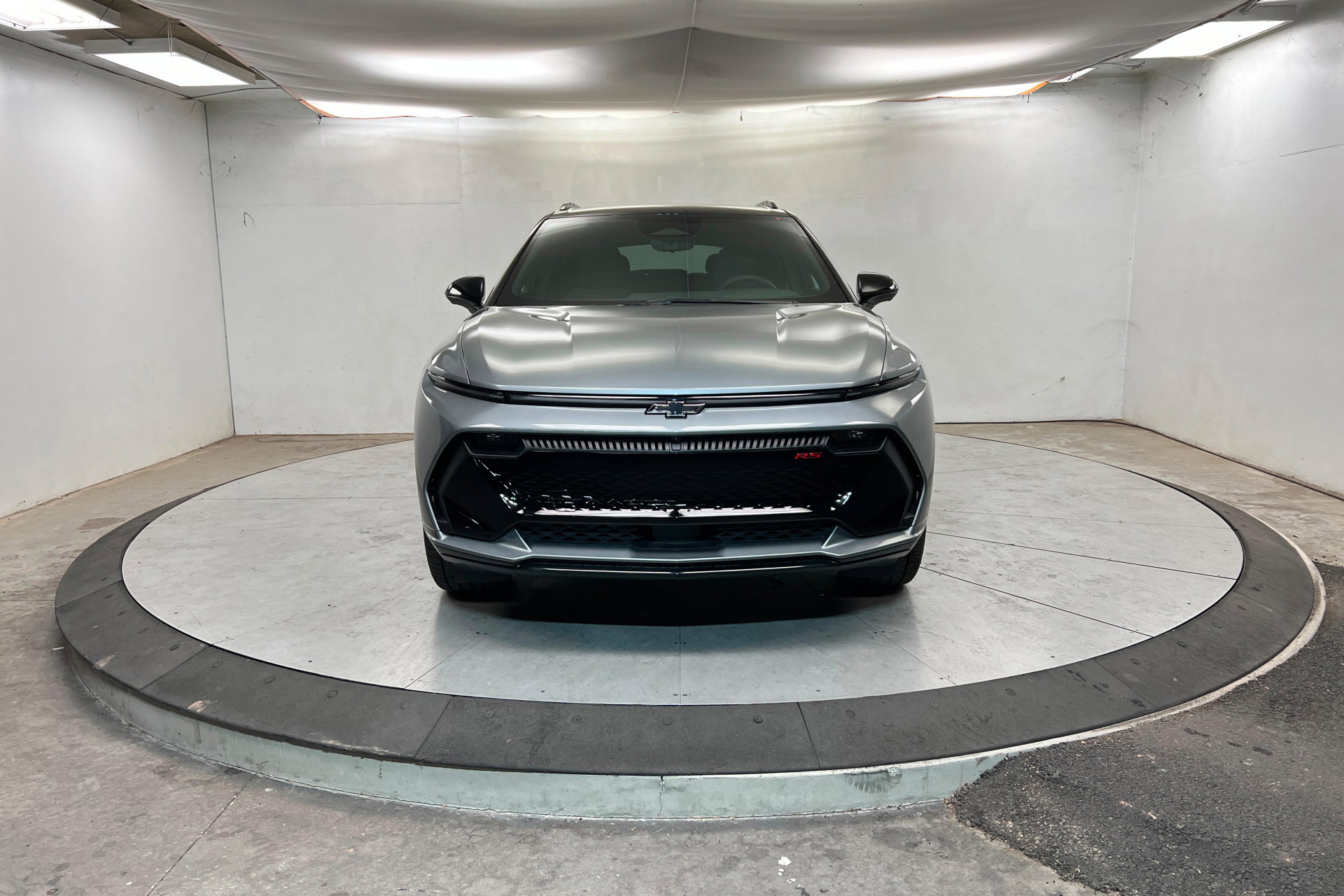 New 2026 Chevrolet Equinox EV RS image 9