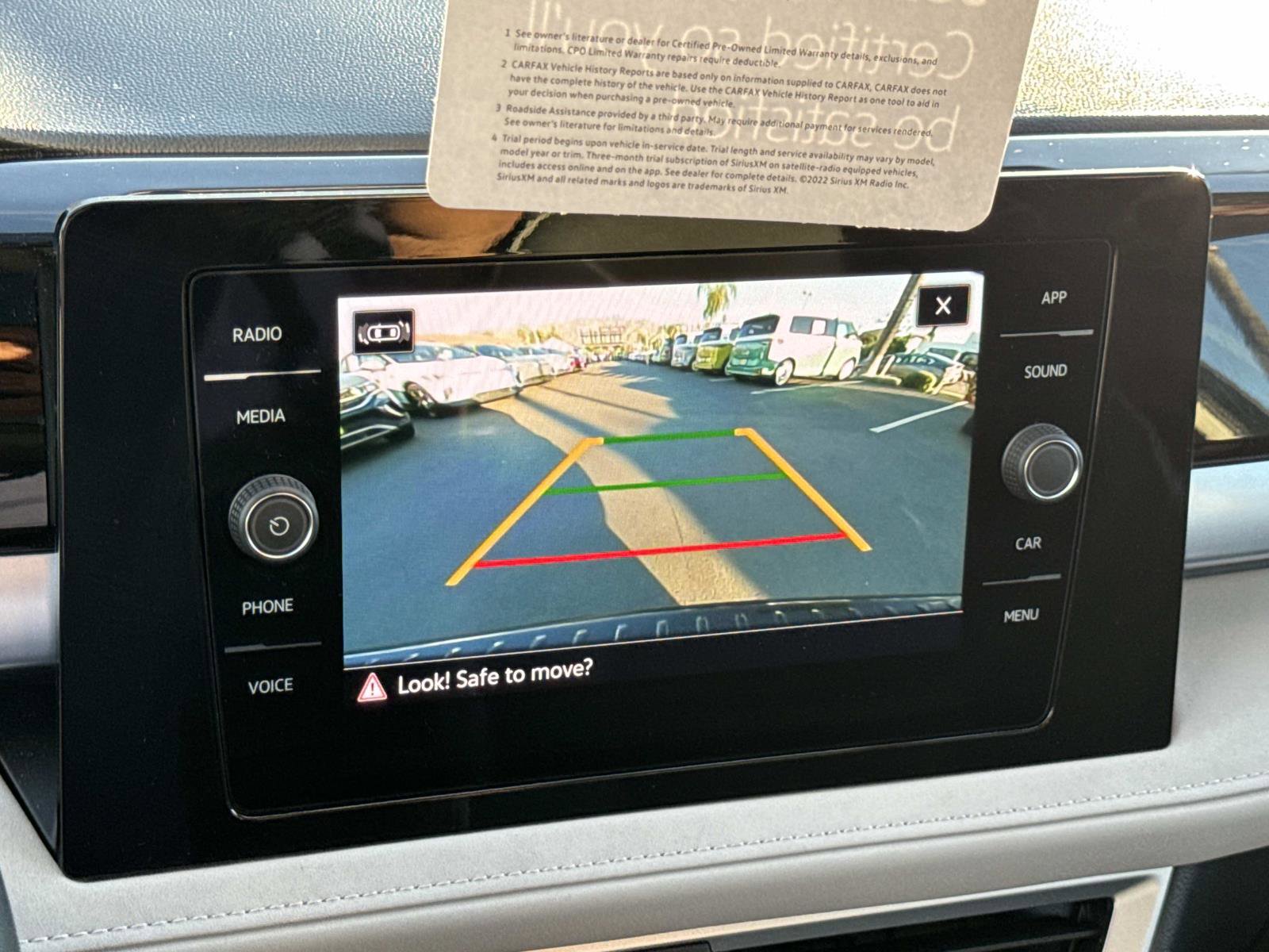 Certified 2025 Volkswagen Taos SE w/ Panoramic Sunroof Package image 29