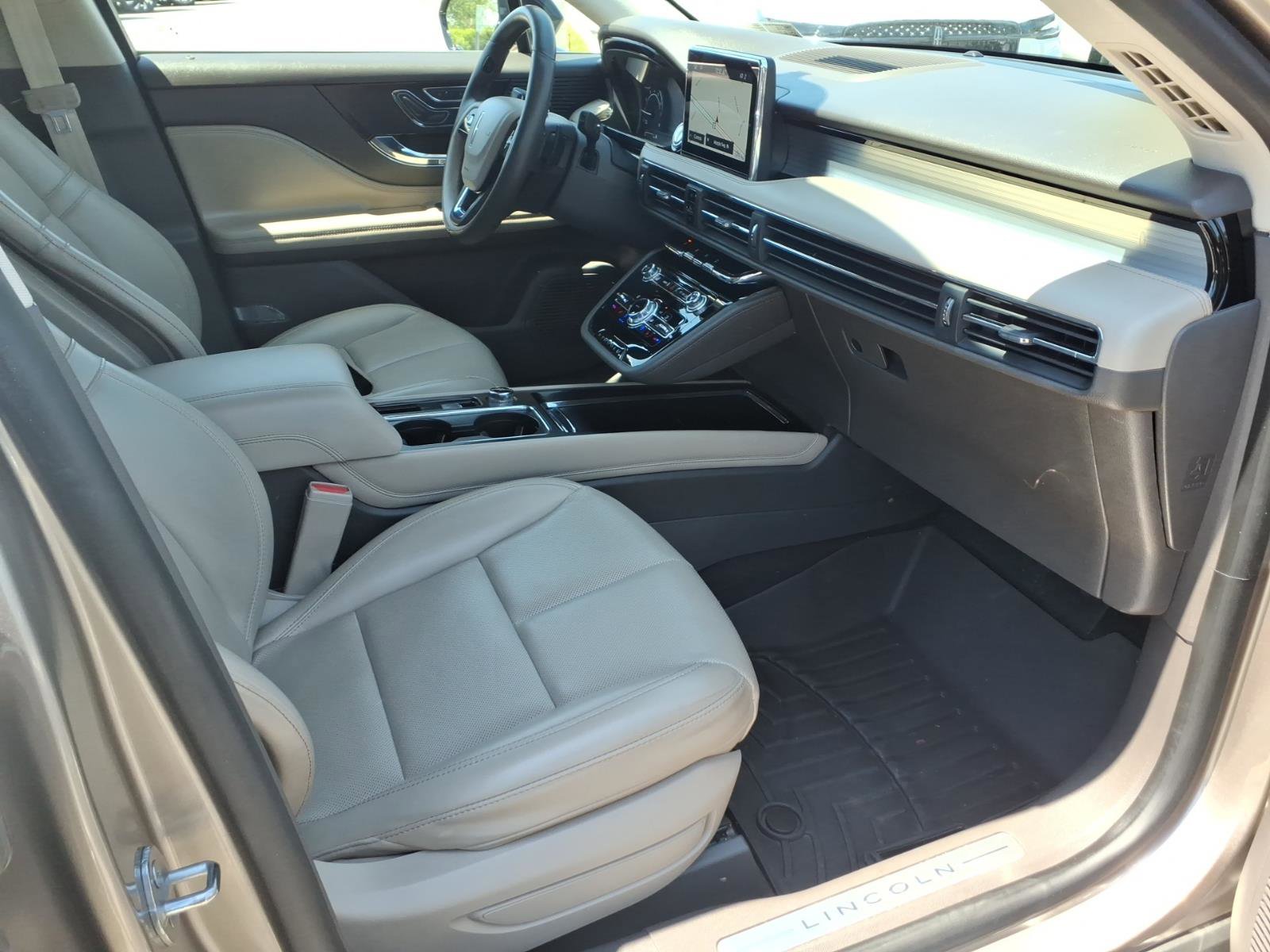 Certified 2020 Lincoln Corsair AWD w/ Equipment Group 101A image 30