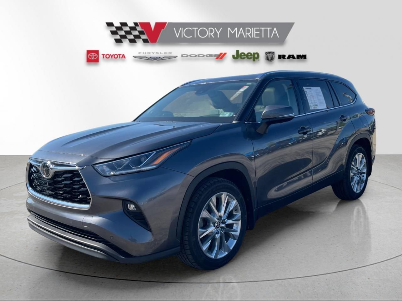 Used 2024 Toyota Highlander Limited