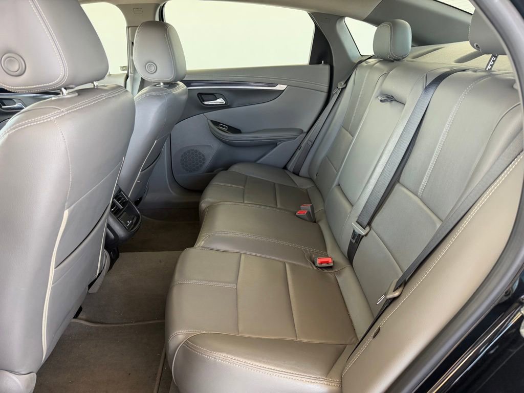 Used 2019 Chevrolet Impala LT w/ LT Convenience Package image 11