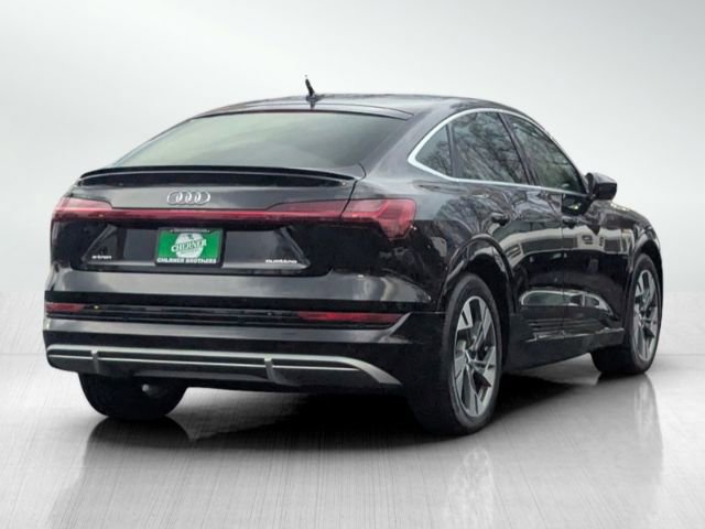 Used 2021 Audi e-tron Prestige image 4