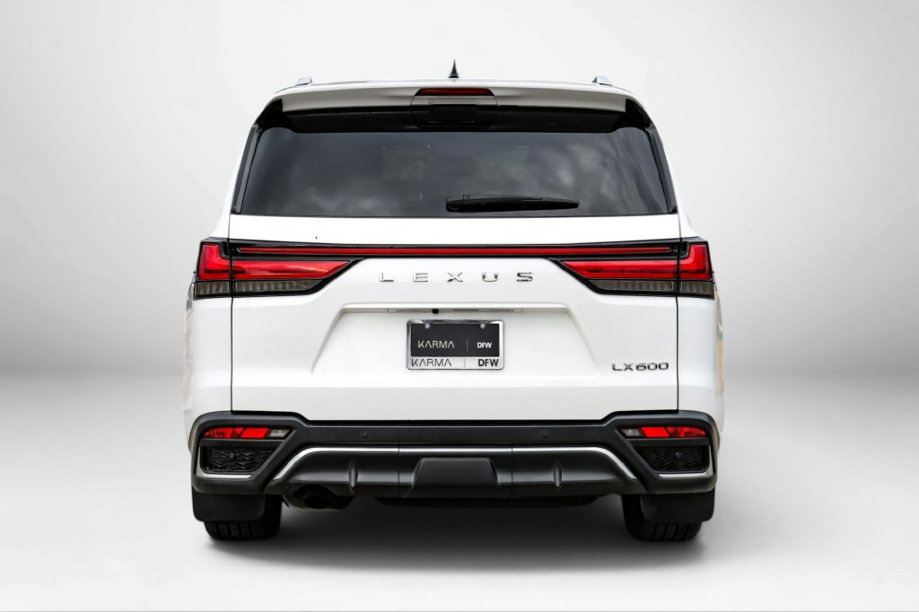 Used 2024 Lexus LX 600 F Sport AWD/4WD image 7