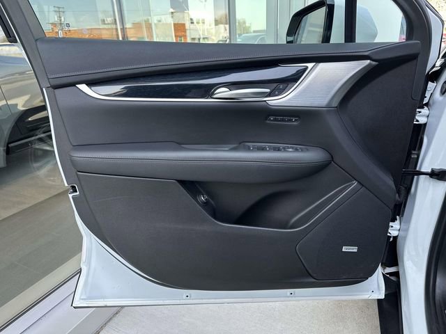 Certified 2025 Cadillac XT5 Premium Luxury w/ Technology Package AWD/4WD image 16