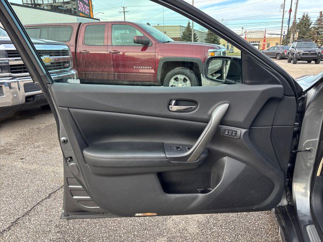 Used 2014 Nissan Maxima 3.5 SV w/ Sport Package image 9