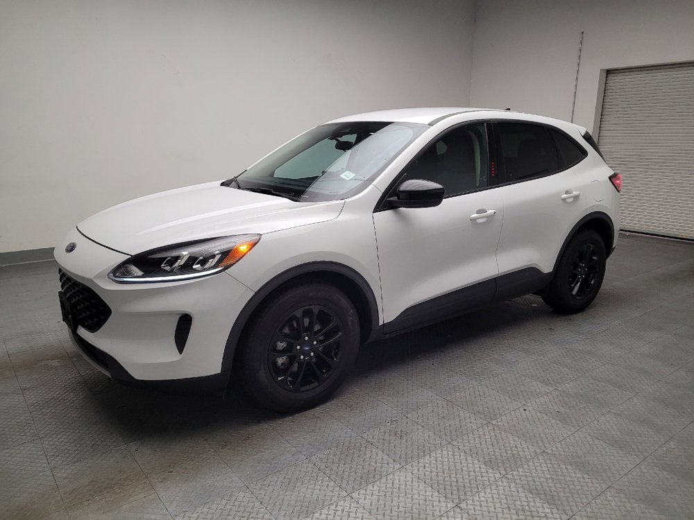 Used 2020 Ford Escape SE Sport FWD image 2