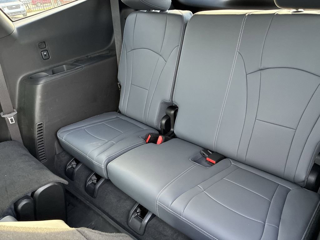 Used 2023 Buick Enclave Essence w/ Experience Buick Package AWD/4WD image 20