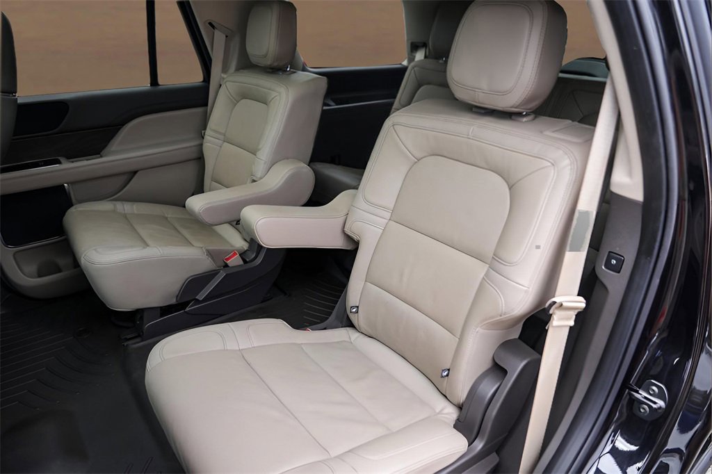 Used 2024 Lincoln Navigator Reserve image 25