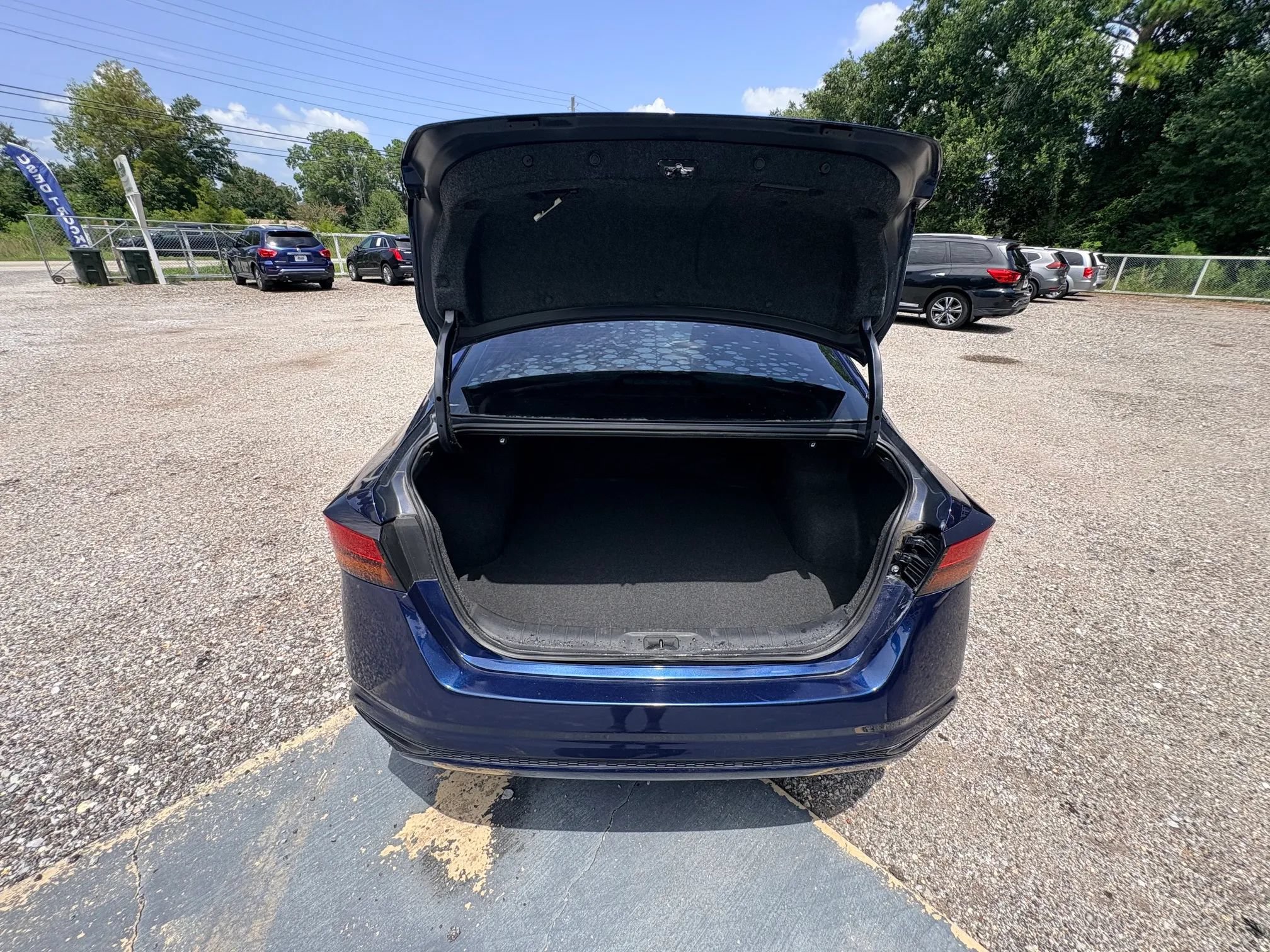 Used 2020 Nissan Altima 2.5 S FWD image 14