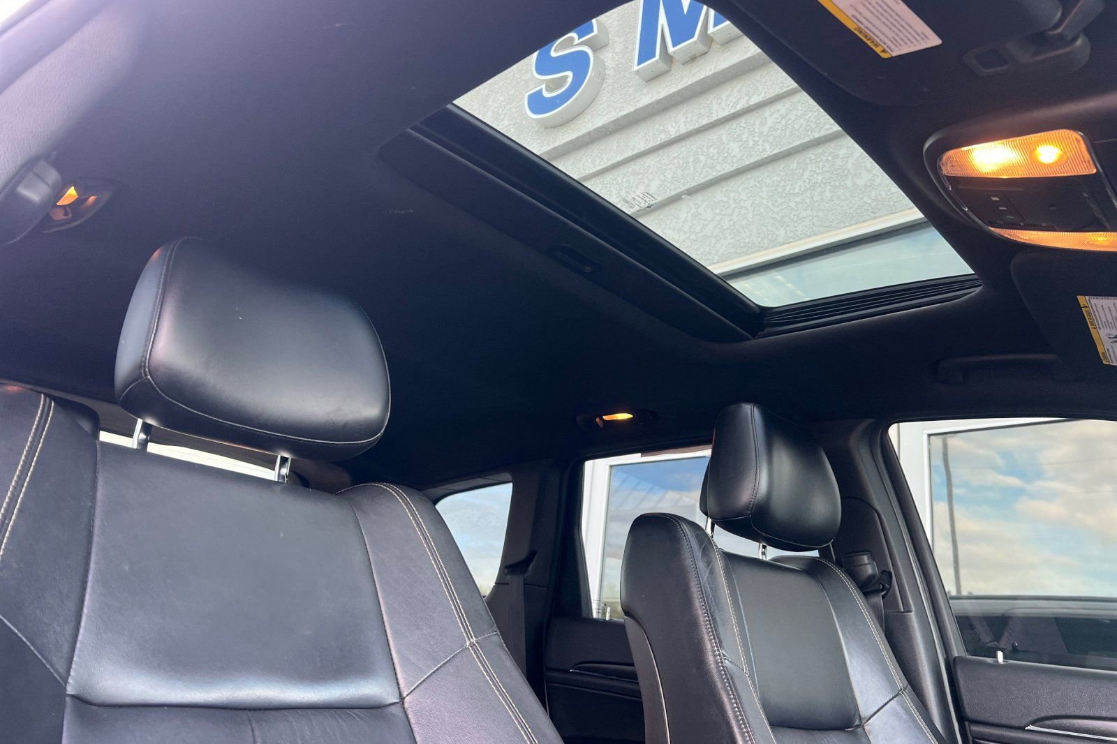 Used 2015 Jeep Grand Cherokee Limited w/ Trailer Tow Group IV image 18