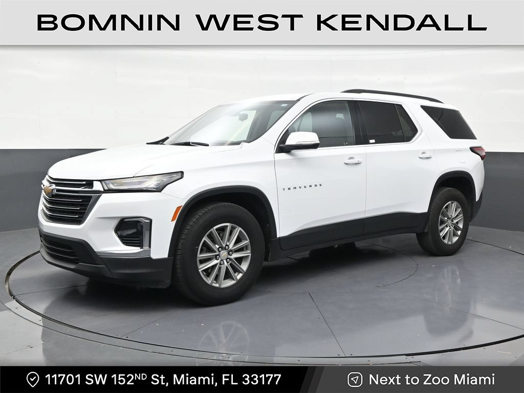 Used 2023 Chevrolet Traverse LT FWD image 1