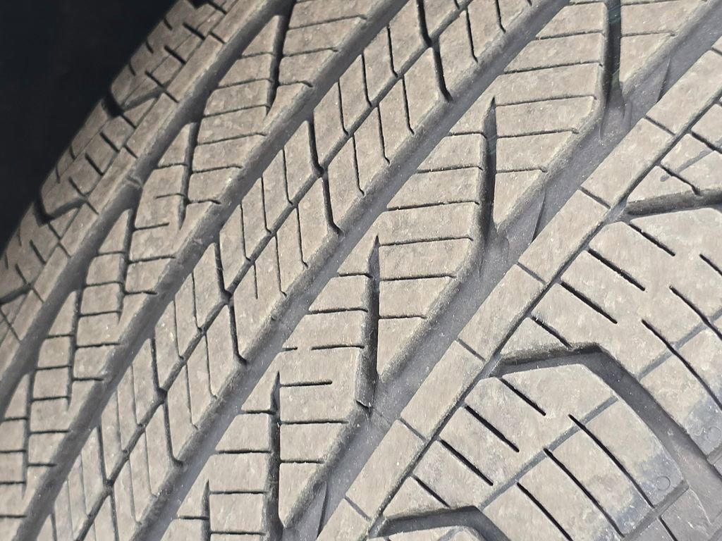 Used 2026 Mercedes-Benz GLB 250 4MATIC image 12