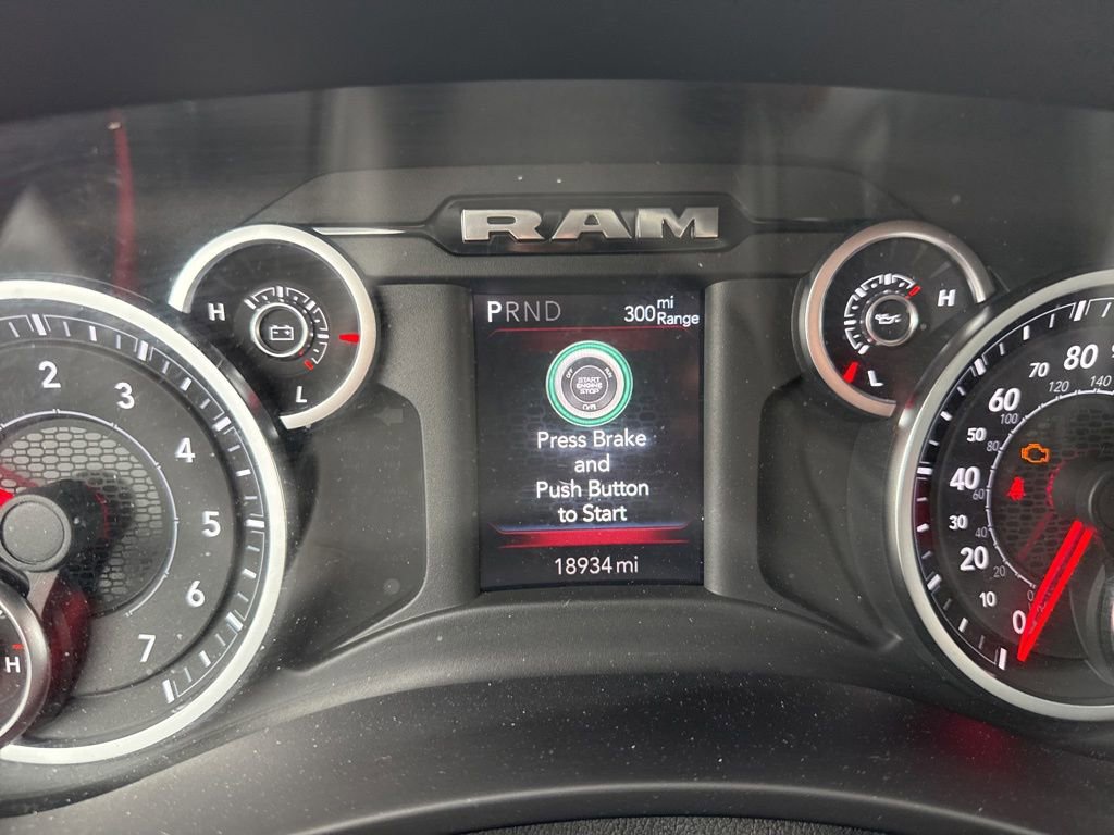 Used 2025 RAM 2500 Big Horn AWD/4WD image 16