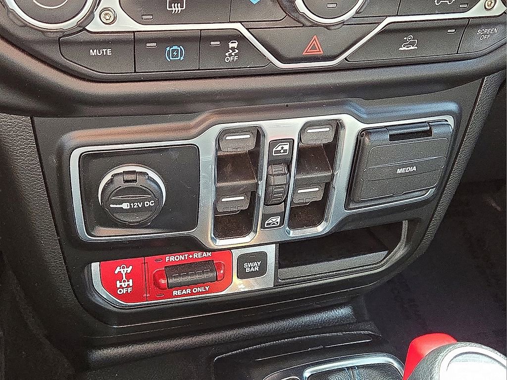 Used 2022 Jeep Wrangler Unlimited Rubicon 4xe image 30