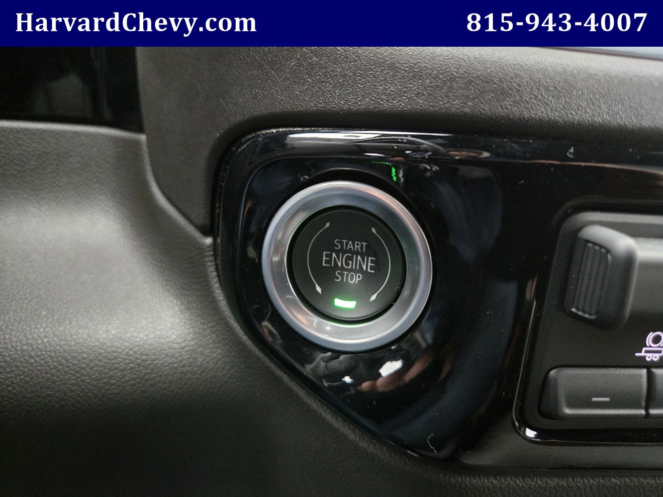 Used 2024 GMC Sierra 3500 SLT w/ Snow Plow Prep/Camper Package image 23