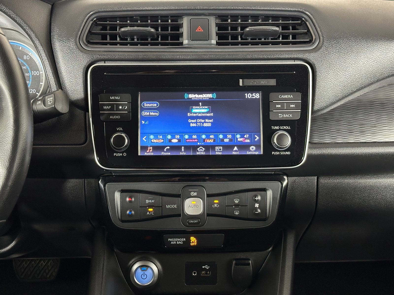 Used 2019 Nissan Leaf SV FWD image 14